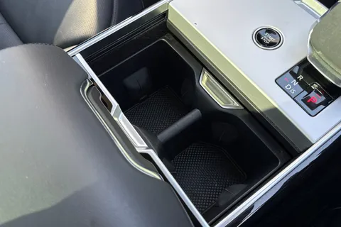 KO73RFL Land Rover Range Rover 3.0 D300 HSE 5dr Thumbnail #47