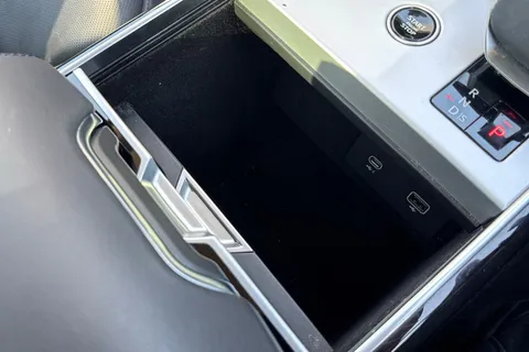 KO73RFL Land Rover Range Rover 3.0 D300 HSE 5dr Thumbnail #48