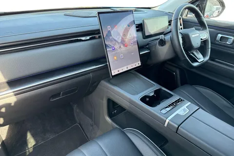 YF74VBN Jaecoo 7 1.5T SHS Luxury 5dr Auto Thumbnail #17