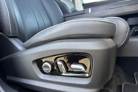 YF74VBN Jaecoo 7 1.5T SHS Luxury 5dr Auto Thumbnail #34