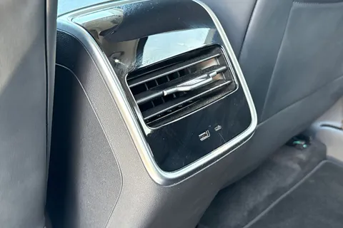 YF74VBN Jaecoo 7 1.5T SHS Luxury 5dr Auto Thumbnail #55