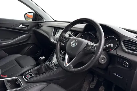 PE69XEA Vauxhall Grandland X 1.2 Turbo Elite Nav Euro 6 (s/s) 5dr Thumbnail #15