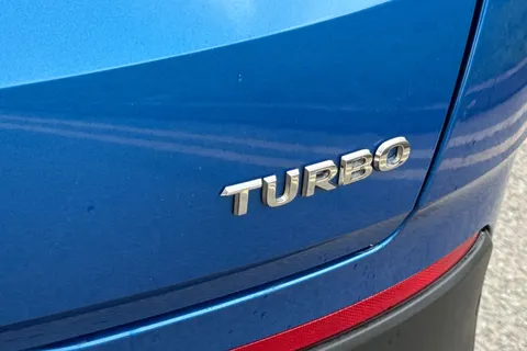 PE69XEA Vauxhall Grandland X 1.2 Turbo Elite Nav Euro 6 (s/s) 5dr Thumbnail #31