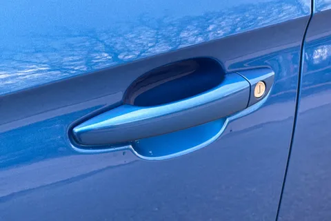 PE69XEA Vauxhall Grandland X 1.2 Turbo Elite Nav Euro 6 (s/s) 5dr Thumbnail #32