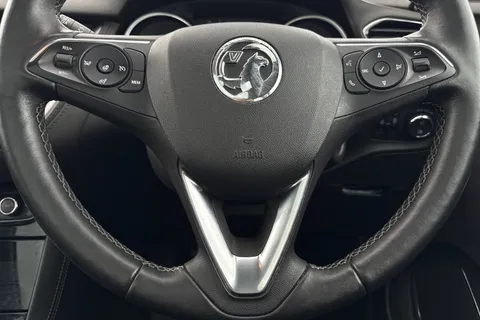 PE69XEA Vauxhall Grandland X 1.2 Turbo Elite Nav Euro 6 (s/s) 5dr Thumbnail #39