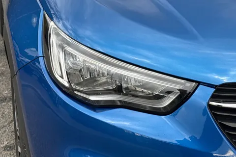 PE69XEA Vauxhall Grandland X 1.2 Turbo Elite Nav Euro 6 (s/s) 5dr Thumbnail #41