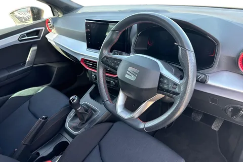 YE24ORO SEAT Ibiza 1.0 TSI 115 FR 5dr Thumbnail #8