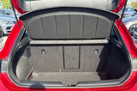 ML22XFC SEAT Leon 1.5 TSI EVO 150 FR Sport 5dr Thumbnail #11