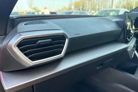 ML22XFC SEAT Leon 1.5 TSI EVO 150 FR Sport 5dr Thumbnail #31