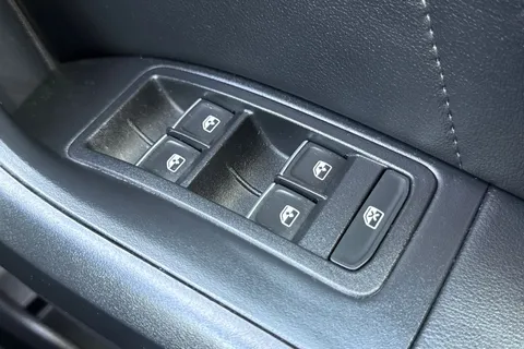 DG23EHX SEAT Ateca 2.0 TDI XPERIENCE DSG Euro 6 (s/s) 5dr Thumbnail #33