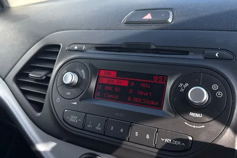 YM16TKC Kia Picanto 1.0 65 1 5dr Thumbnail #34