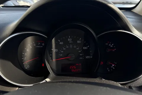 YM16TKC Kia Picanto 1.0 65 1 5dr Thumbnail #41