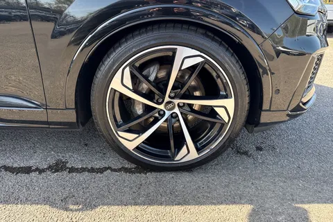 GY72ARU Audi Q7 Black Edition 55 TFSI quattro 340 PS tiptronic Thumbnail #10