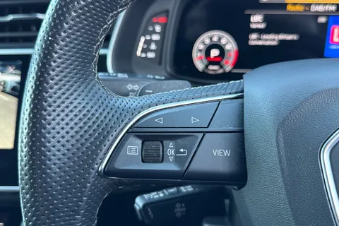 26 of 54 for Audi Q7 Black Edition 55 TFSI quattro 340 PS tiptronic