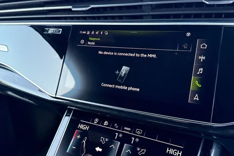 38 of 54 for Audi Q7 Black Edition 55 TFSI quattro 340 PS tiptronic