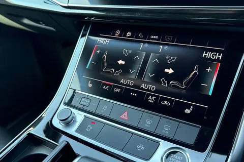 48 of 54 for Audi Q7 Black Edition 55 TFSI quattro 340 PS tiptronic