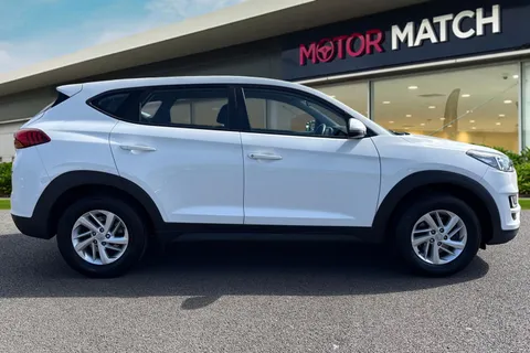 EJ19ZSN Hyundai Tucson 1.6 GDi S Connect SUV 5dr Petrol Manual Euro 6 (s/s) (132 ps) Thumbnail #4