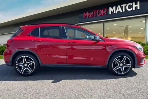 3 of 67 for Mercedes-Benz Gla 2.1 GLA220d AMG Line (Premium) 7G-DCT 4MATIC Euro 6 (s/s) 5dr