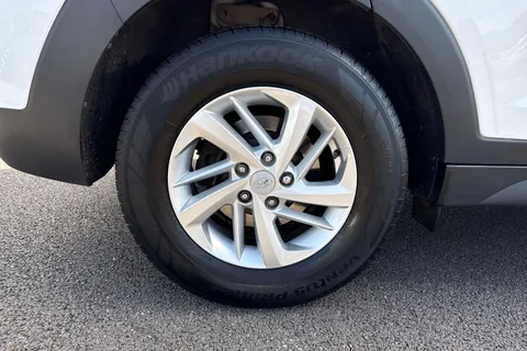 EJ19ZSN Hyundai Tucson 1.6 GDi S Connect SUV 5dr Petrol Manual Euro 6 (s/s) (132 ps) Thumbnail #12