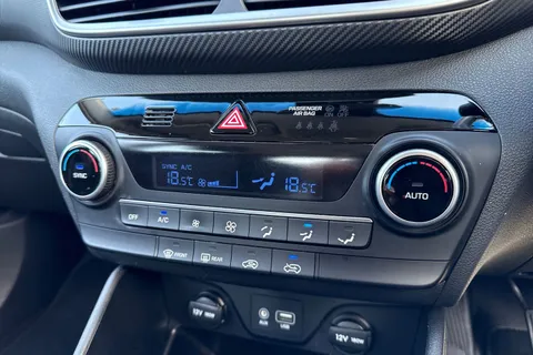 EJ19ZSN Hyundai Tucson 1.6 GDi S Connect SUV 5dr Petrol Manual Euro 6 (s/s) (132 ps) Thumbnail #23