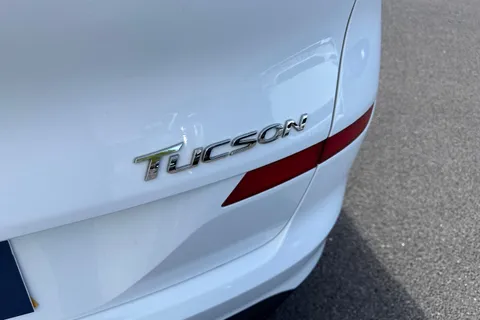 EJ19ZSN Hyundai Tucson 1.6 GDi S Connect SUV 5dr Petrol Manual Euro 6 (s/s) (132 ps) Thumbnail #35
