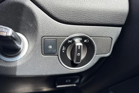 43 of 67 for Mercedes-Benz Gla 2.1 GLA220d AMG Line (Premium) 7G-DCT 4MATIC Euro 6 (s/s) 5dr