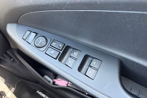 EJ19ZSN Hyundai Tucson 1.6 GDi S Connect SUV 5dr Petrol Manual Euro 6 (s/s) (132 ps) Thumbnail #45