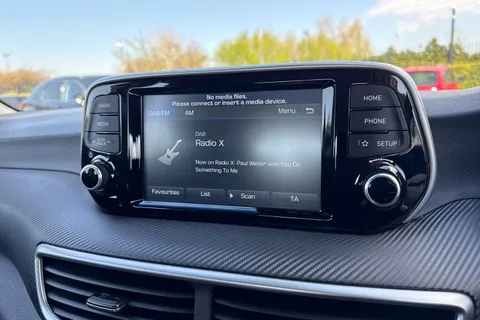 EJ19ZSN Hyundai Tucson 1.6 GDi S Connect SUV 5dr Petrol Manual Euro 6 (s/s) (132 ps) Thumbnail #49