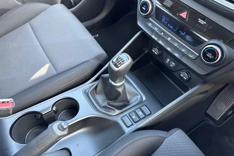 EJ19ZSN Hyundai Tucson 1.6 GDi S Connect SUV 5dr Petrol Manual Euro 6 (s/s) (132 ps) Thumbnail #56