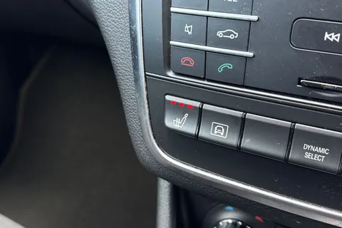 57 of 67 for Mercedes-Benz Gla 2.1 GLA220d AMG Line (Premium) 7G-DCT 4MATIC Euro 6 (s/s) 5dr