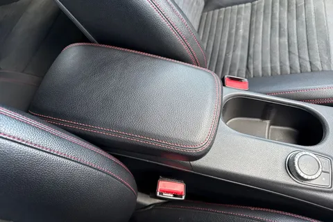 59 of 67 for Mercedes-Benz Gla 2.1 GLA220d AMG Line (Premium) 7G-DCT 4MATIC Euro 6 (s/s) 5dr