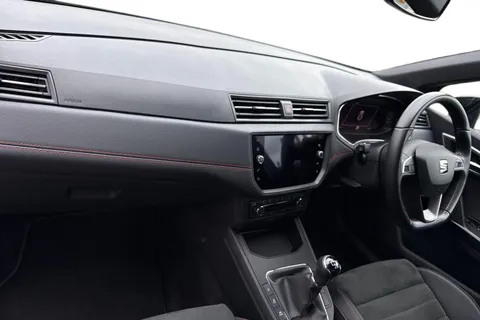 NL70NWV SEAT Ibiza 1.0 TSI FR Sport Euro 6 (s/s) 5dr Thumbnail #16