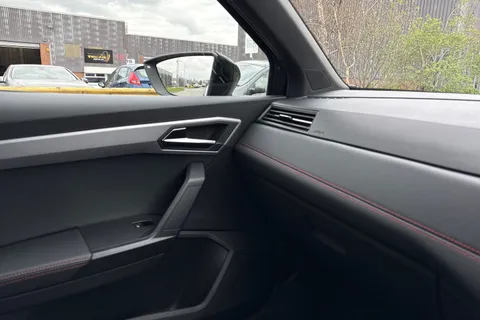 NL70NWV SEAT Ibiza 1.0 TSI FR Sport Euro 6 (s/s) 5dr Thumbnail #32