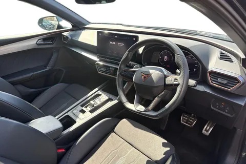 8 of 51 for CUPRA Leon 1.4 eHybrid 12.8kWh VZ2 Design Edition DSG Euro 6 (s/s) 5dr