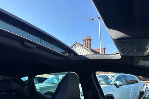 29 of 51 for CUPRA Leon 1.4 eHybrid 12.8kWh VZ2 Design Edition DSG Euro 6 (s/s) 5dr