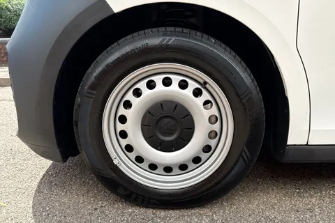 KY74REU Volkswagen Id. Buzz Cargo 210kW Commerce 79kWh Auto Thumbnail #13