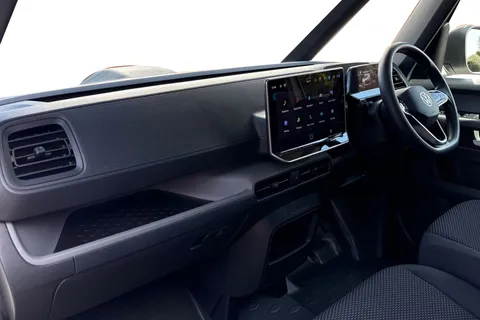 KY74REU Volkswagen Id. Buzz Cargo 210kW Commerce 79kWh Auto Thumbnail #16