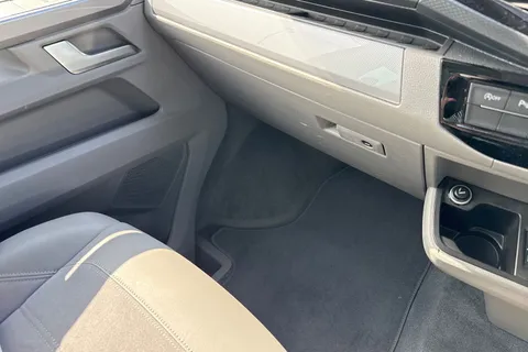 EX72LGO Volkswagen California 2.0 TDI Ocean 204 4dr 4MOTION DSG Thumbnail #21