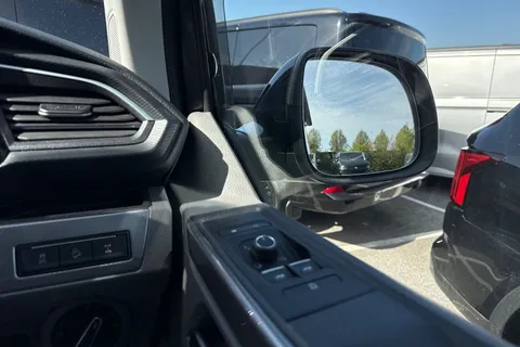 EX72LGO Volkswagen California 2.0 TDI Ocean 204 4dr 4MOTION DSG Thumbnail #22