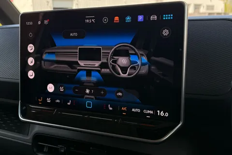 KY74REU Volkswagen Id. Buzz Cargo 210kW Commerce 79kWh Auto Thumbnail #23