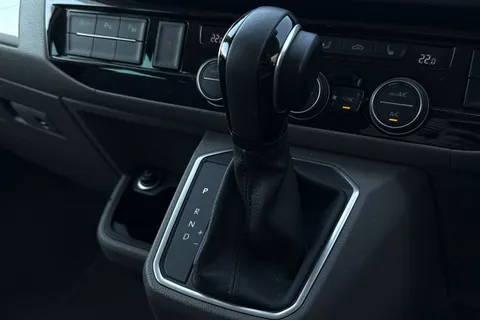 EX72LGO Volkswagen California 2.0 TDI Ocean 204 4dr 4MOTION DSG Thumbnail #24