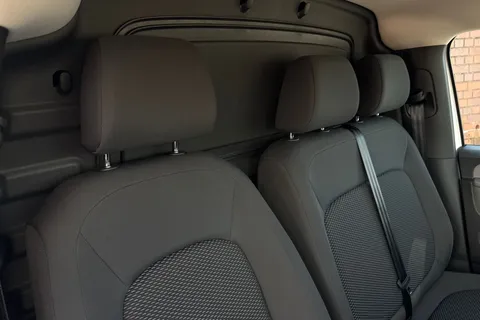 KY74REU Volkswagen Id. Buzz Cargo 210kW Commerce 79kWh Auto Thumbnail #25