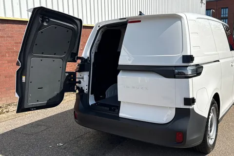 KY74REU Volkswagen Id. Buzz Cargo 210kW Commerce 79kWh Auto Thumbnail #40