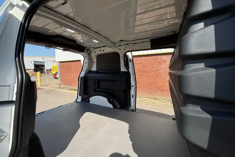 KY74REU Volkswagen Id. Buzz Cargo 210kW Commerce 79kWh Auto Thumbnail #46