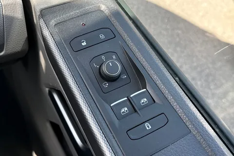 EX72LGO Volkswagen California 2.0 TDI Ocean 204 4dr 4MOTION DSG Thumbnail #49