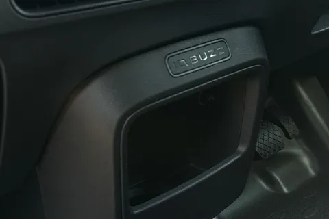 KY74REU Volkswagen Id. Buzz Cargo 210kW Commerce 79kWh Auto Thumbnail #52