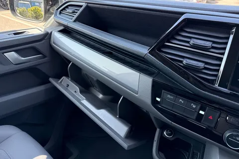 EX72LGO Volkswagen California 2.0 TDI Ocean 204 4dr 4MOTION DSG Thumbnail #54