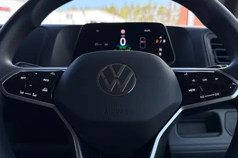 KY74REU Volkswagen Id. Buzz Cargo 210kW Commerce 79kWh Auto Thumbnail #57