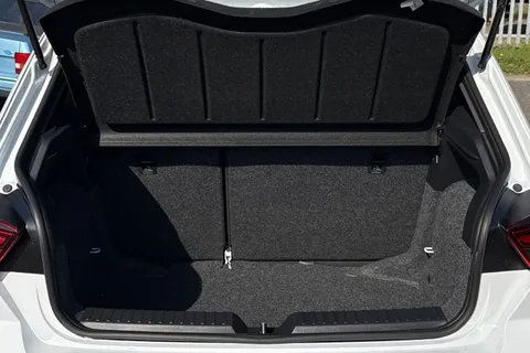 7 of 39 for SEAT Ibiza 1.0 TSI XCELLENCE Euro 6 (s/s) 5dr