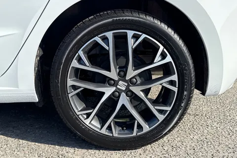 13 of 39 for SEAT Ibiza 1.0 TSI XCELLENCE Euro 6 (s/s) 5dr